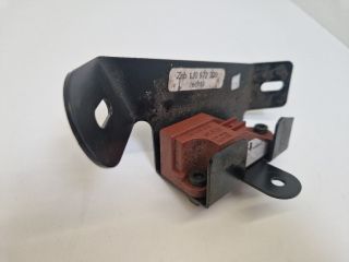 bontott VW GOLF IV Jobb első Oldal Ütközés Érzékelő