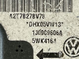 bontott VW GOLF IV Jobb első Oldal Ütközés Érzékelő