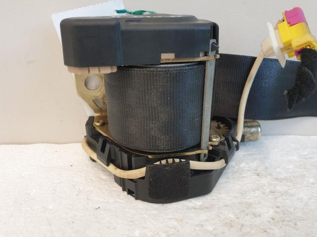 bontott VW GOLF IV Jobb első Övfeszítő