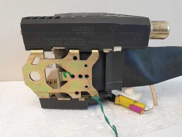 bontott VW GOLF IV Jobb első Övfeszítő