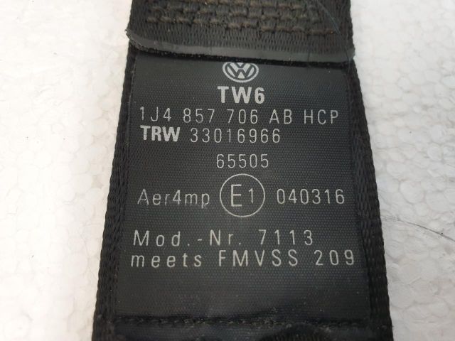 bontott VW GOLF IV Jobb első Övfeszítő