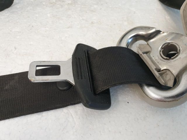 bontott VW GOLF IV Jobb első Övfeszítő