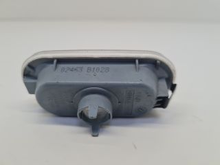 bontott VW GOLF IV Jobb első Sárvédő Irányjelző