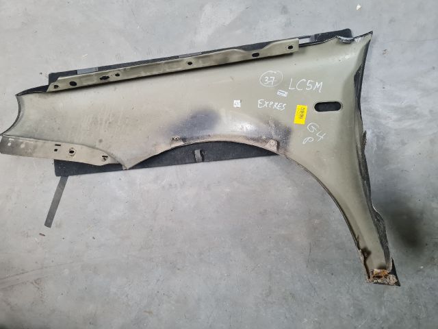 bontott VW GOLF IV Jobb első Sárvédő