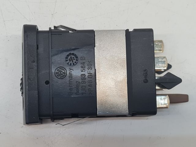 bontott VW GOLF IV Jobb első Ülésfűtés Kapcsoló