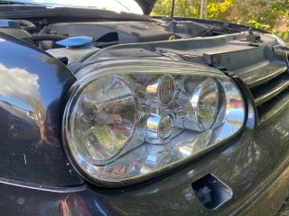 bontott VW GOLF IV Jobb Fényszóró