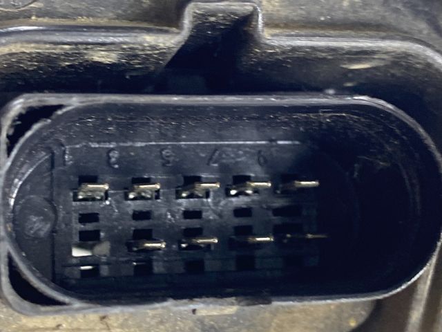 bontott VW GOLF IV Jobb Fényszóró