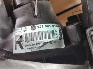 bontott VW GOLF IV Jobb Fényszóró