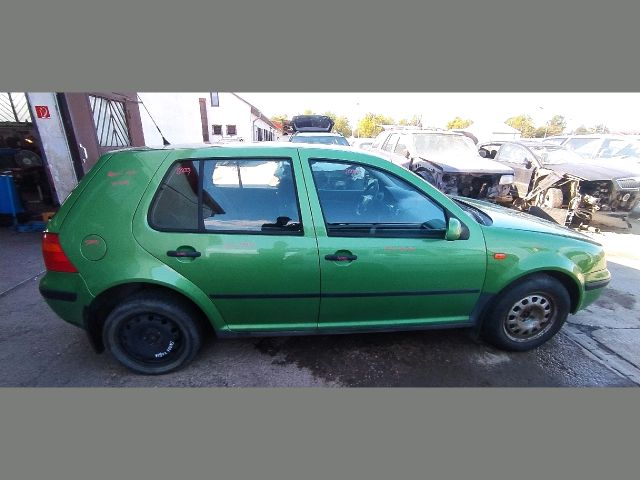 bontott VW GOLF IV Jobb Fényszóró