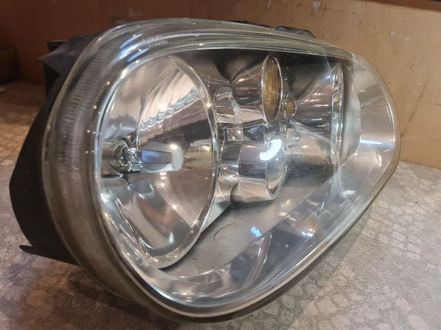 bontott VW GOLF IV Jobb Fényszóró