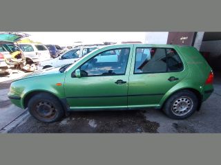 bontott VW GOLF IV Jobb Fényszóró