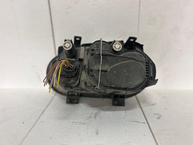 bontott VW GOLF IV Jobb Fényszóró