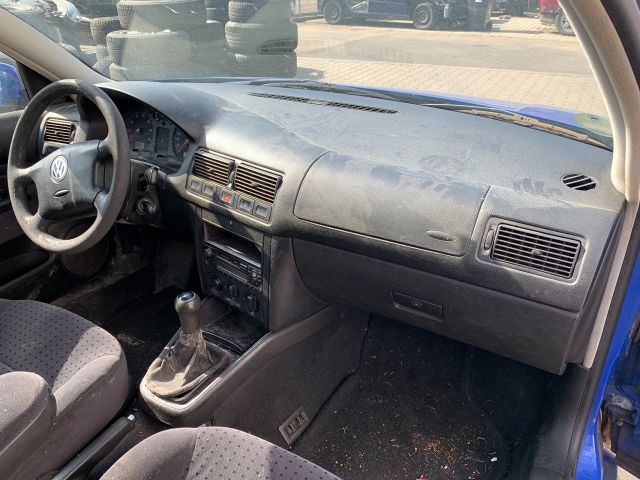 bontott VW GOLF IV Jobb Fényszóró