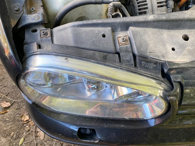 bontott VW GOLF IV Jobb Fényszóró