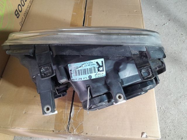 bontott VW GOLF IV Jobb Fényszóró