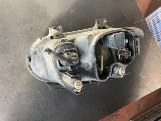 bontott VW GOLF IV Jobb Fényszóró