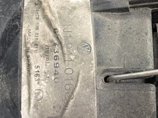 bontott VW GOLF IV Jobb Fényszóró