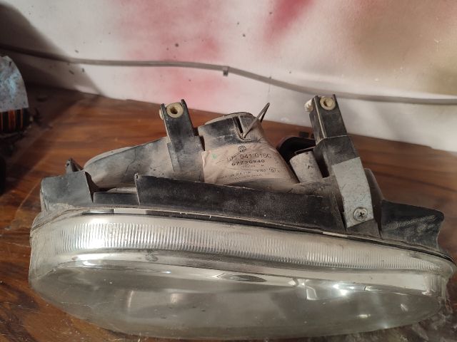 bontott VW GOLF IV Jobb Fényszóró