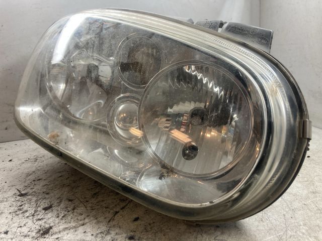 bontott VW GOLF IV Jobb Fényszóró