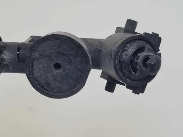 bontott VW GOLF IV Jobb Fényszórómosó Fúvóka