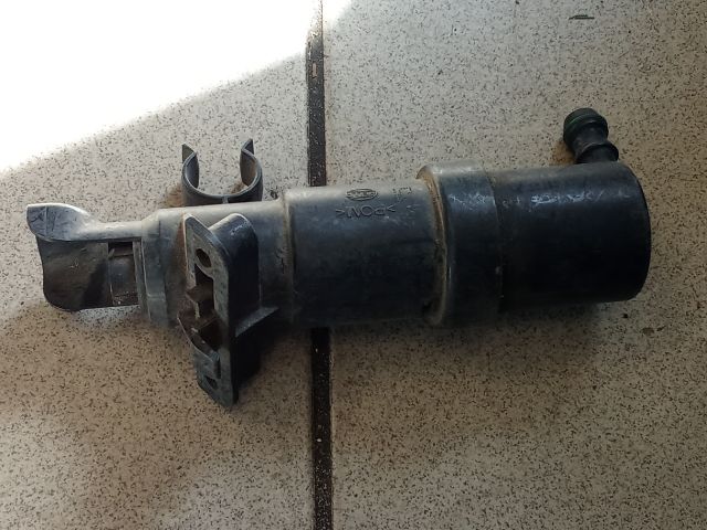 bontott VW GOLF IV Jobb Fényszórómosó Fúvóka