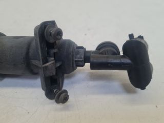 bontott VW GOLF IV Jobb Fényszórómosó Fúvóka