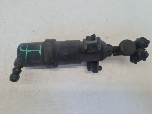 bontott VW GOLF IV Jobb Fényszórómosó Fúvóka