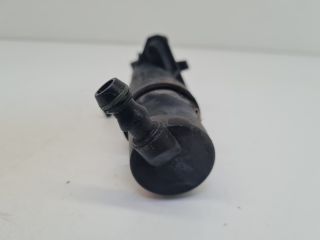 bontott VW GOLF IV Jobb Fényszórómosó Fúvóka