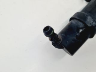 bontott VW GOLF IV Jobb Fényszórómosó Fúvóka