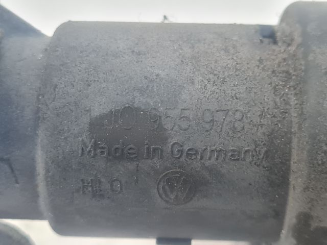 bontott VW GOLF IV Jobb Fényszórómosó Fúvóka