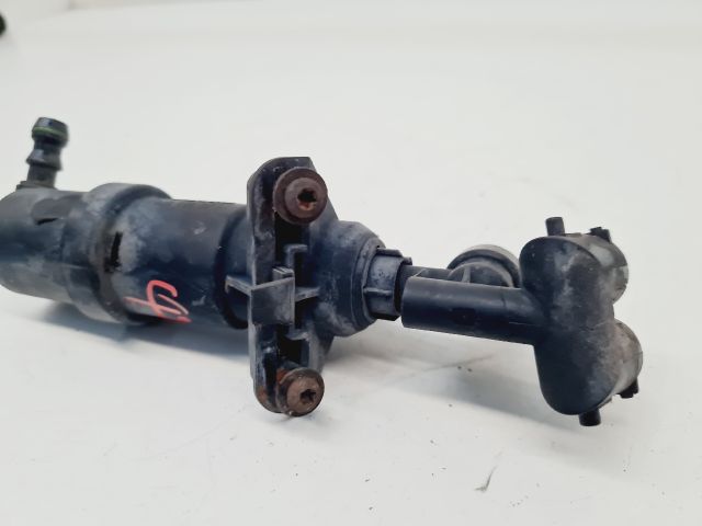 bontott VW GOLF IV Jobb Fényszórómosó Fúvóka