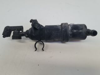 bontott VW GOLF IV Jobb Fényszórómosó Fúvóka