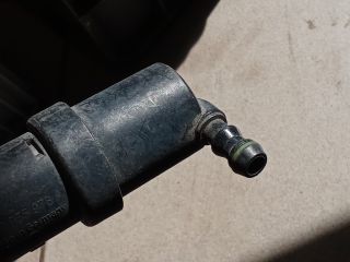 bontott VW GOLF IV Jobb Fényszórómosó Fúvóka