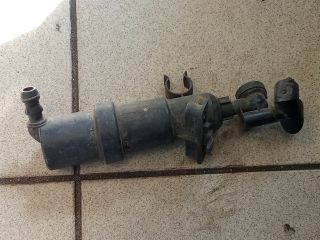 bontott VW GOLF IV Jobb Fényszórómosó Fúvóka