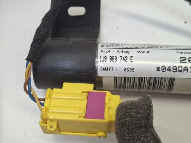 bontott VW GOLF IV Jobb Függönylégzsák és Oldallégzsák