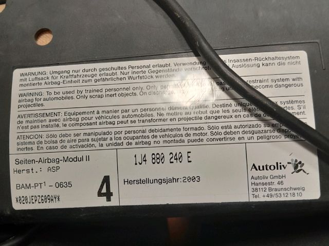 bontott VW GOLF IV Jobb Függönylégzsák és Oldallégzsák