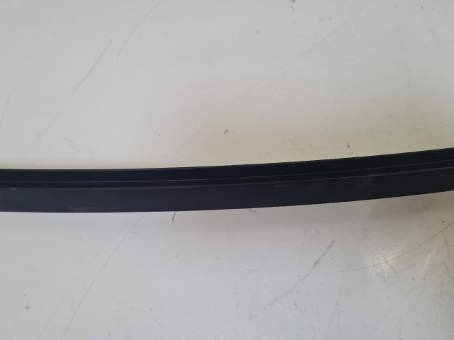 bontott VW GOLF IV Jobb hátsó Ablak Sín