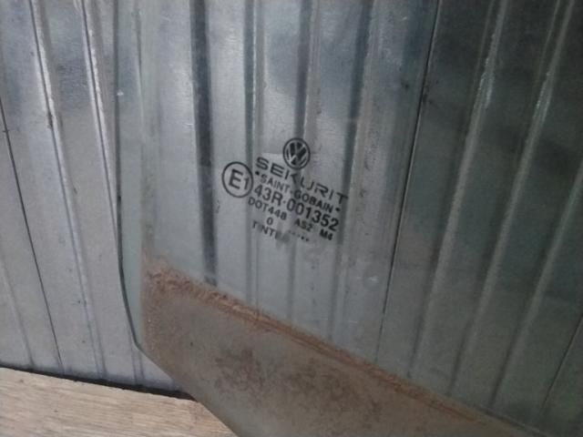 bontott VW GOLF IV Jobb hátsó Ablak