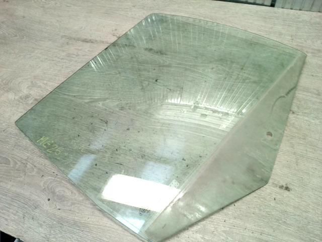 bontott VW GOLF IV Jobb hátsó Ablak