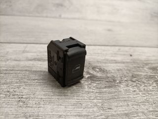 bontott VW GOLF IV Jobb hátsó Ablakemelő Kapcsoló