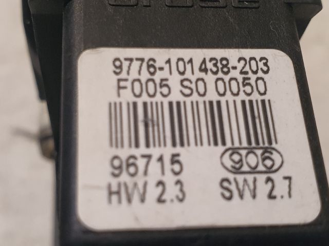 bontott VW GOLF IV Jobb hátsó Ablakemelő Motor