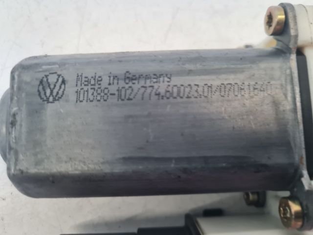 bontott VW GOLF IV Jobb hátsó Ablakemelő Motor