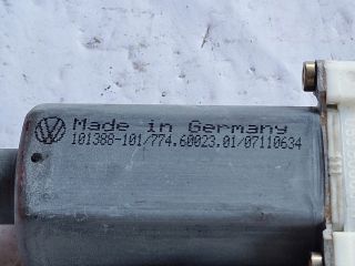 bontott VW GOLF IV Jobb hátsó Ablakemelő Motor
