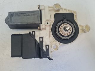 bontott VW GOLF IV Jobb hátsó Ablakemelő Motor