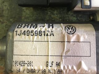 bontott VW GOLF IV Jobb hátsó Ablakemelő Motor