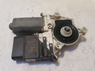 bontott VW GOLF IV Jobb hátsó Ablakemelő Motor