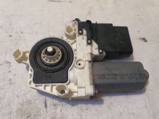 bontott VW GOLF IV Jobb hátsó Ablakemelő Motor