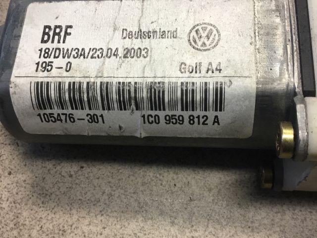 bontott VW GOLF IV Jobb hátsó Ablakemelő Motor