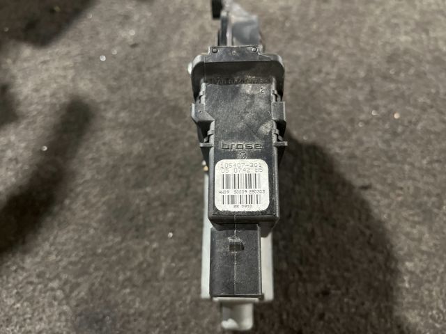 bontott VW GOLF IV Jobb hátsó Ablakemelő Motor