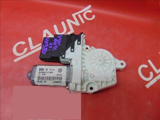 bontott VW GOLF IV Jobb hátsó Ablakemelő Motor